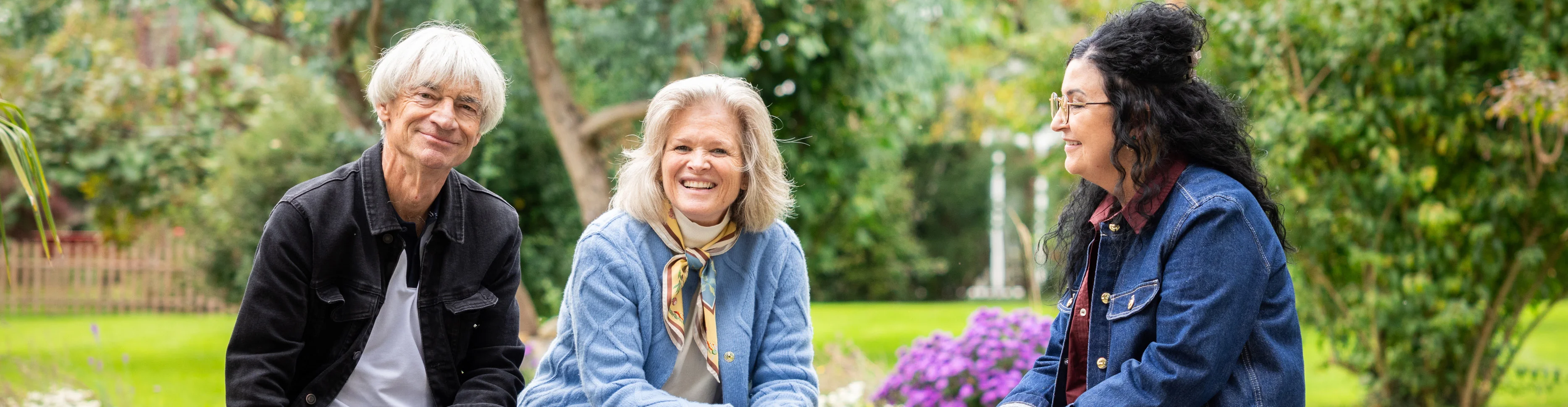 Outdoor table panoramic